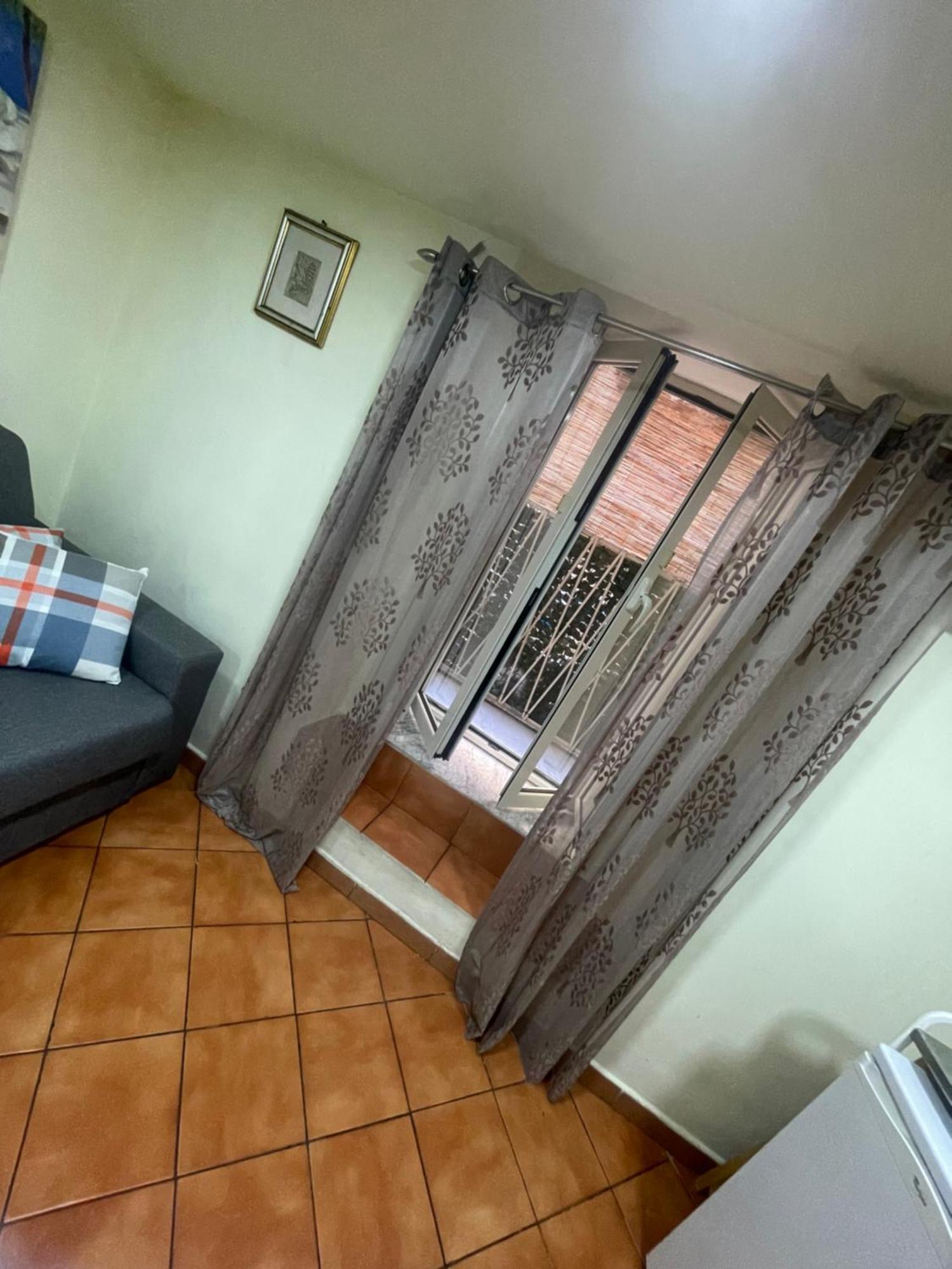 Appartamento Centro Storico Casa Mari' Napoli Esterno foto